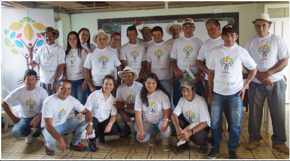 RESTITUYEN 25 PREDIOS A V�CTIMAS DE RAM�N ISAZA Y ALIAS KARINA EN LA VEREDA EL CONGAL DE SAMAN� CALDAS