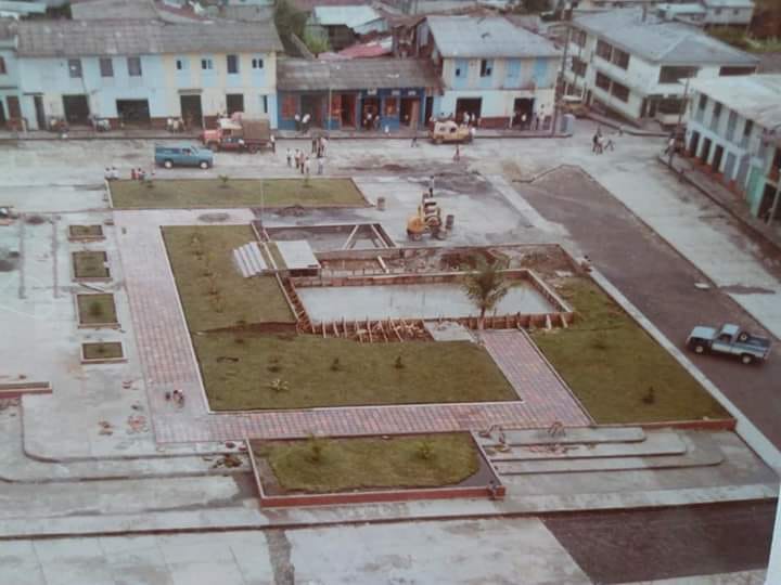 INICIO CONSTRUCCI�N PARQUE SIM�N BOL�VAR