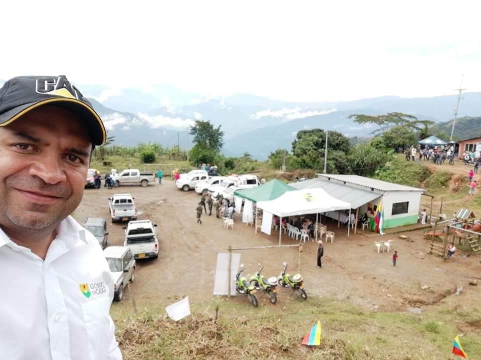 EL CONGAL CONSTRUIREMOS UN PUEBLITO