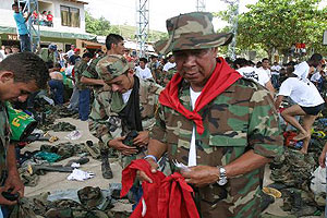 LA M�QUINA DE GUERRA DE RAM�N ISAZA