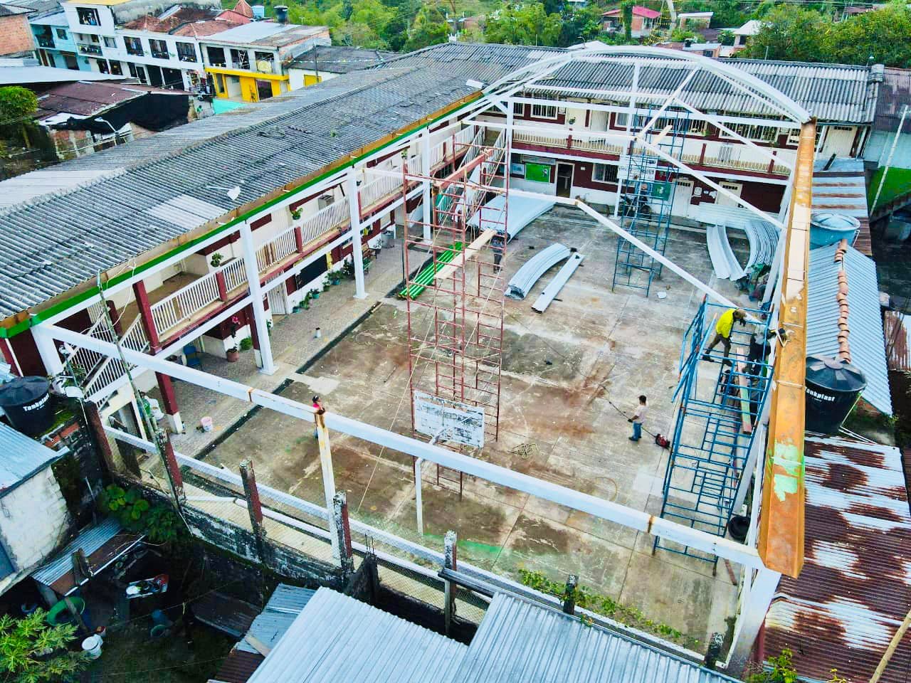 CONSTRUCCI�N DE CUBIERTA AUTOPORTANTE EN LA INSTITUCI�N EDUCATIVA FELIX NARANJO DEL CORREGIMIENTO DE SAN DIEGO