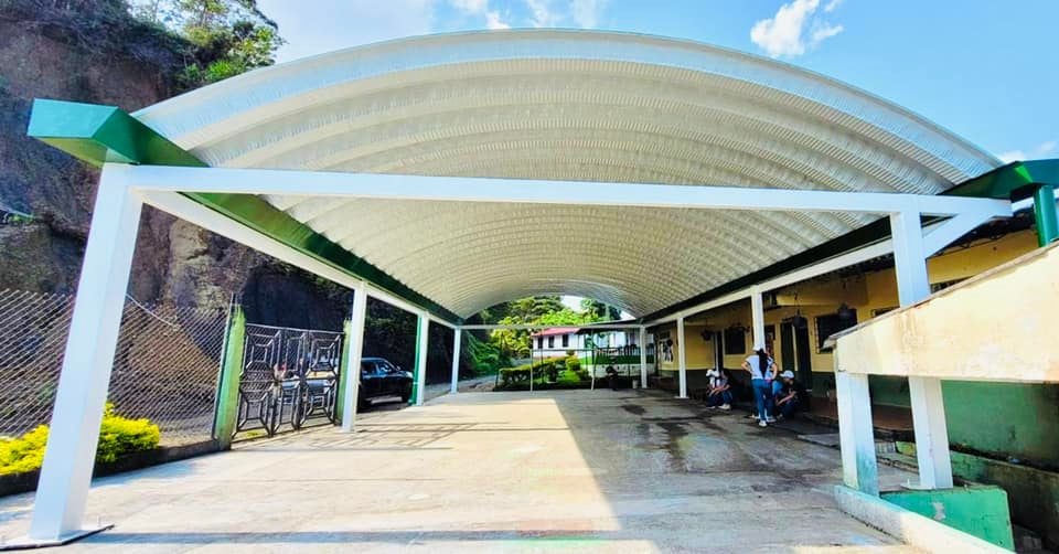  NUEVA CUBIERTA DE LA INSTITUCI�N EDUCATIVA EL SILENCIO