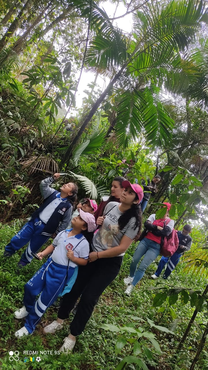 NAVEGANDO POR LAS FUENTES H�DRICAS DE SAMAN�