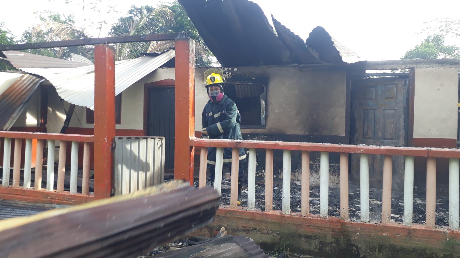 ACCIDENTE DE LA CAMIONETA DE BOMBEROS