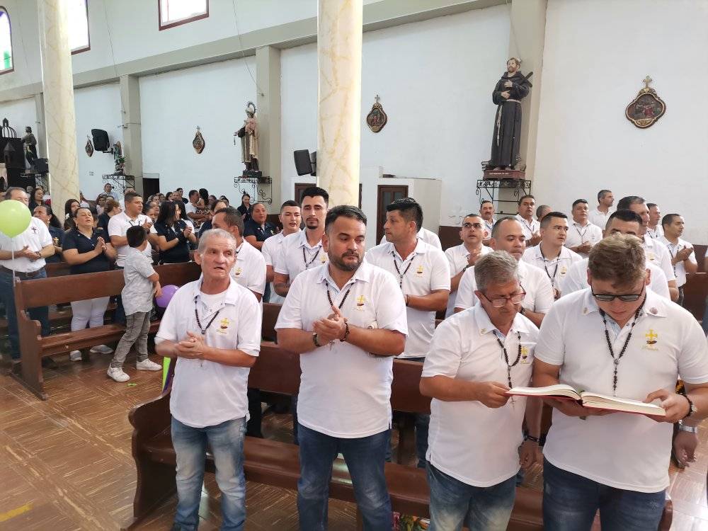  XII RETIRO EMAUS PARA HOMBRES
