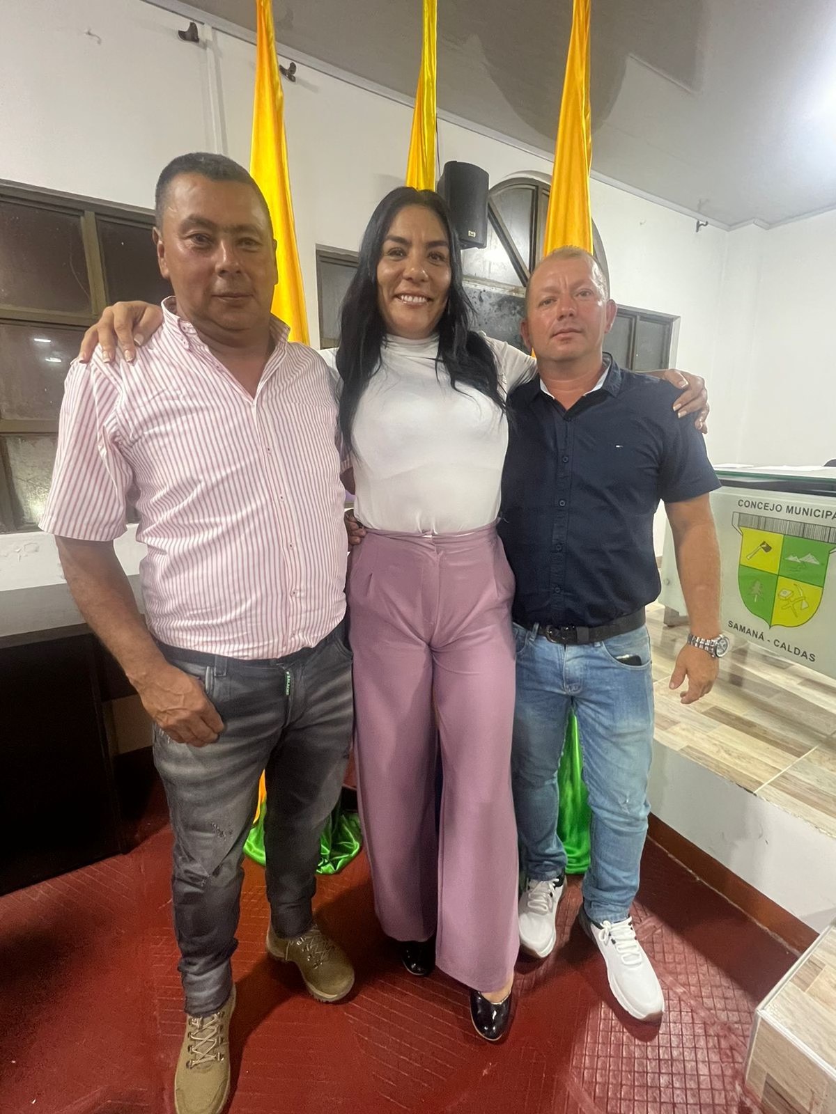 ELECCI�N COMO LOS NUEVOS L�DERES DEL CONCEJO MUNICIPAL