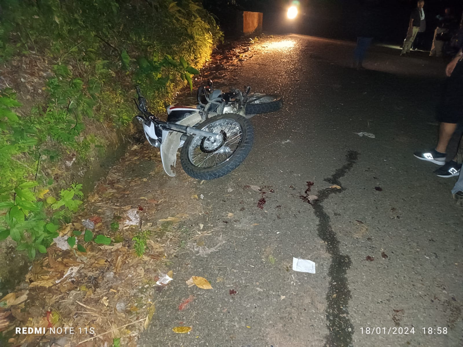 ACCIDENTE DE TR�NSITO EN LA VEREDA COSTA RICA BAJA