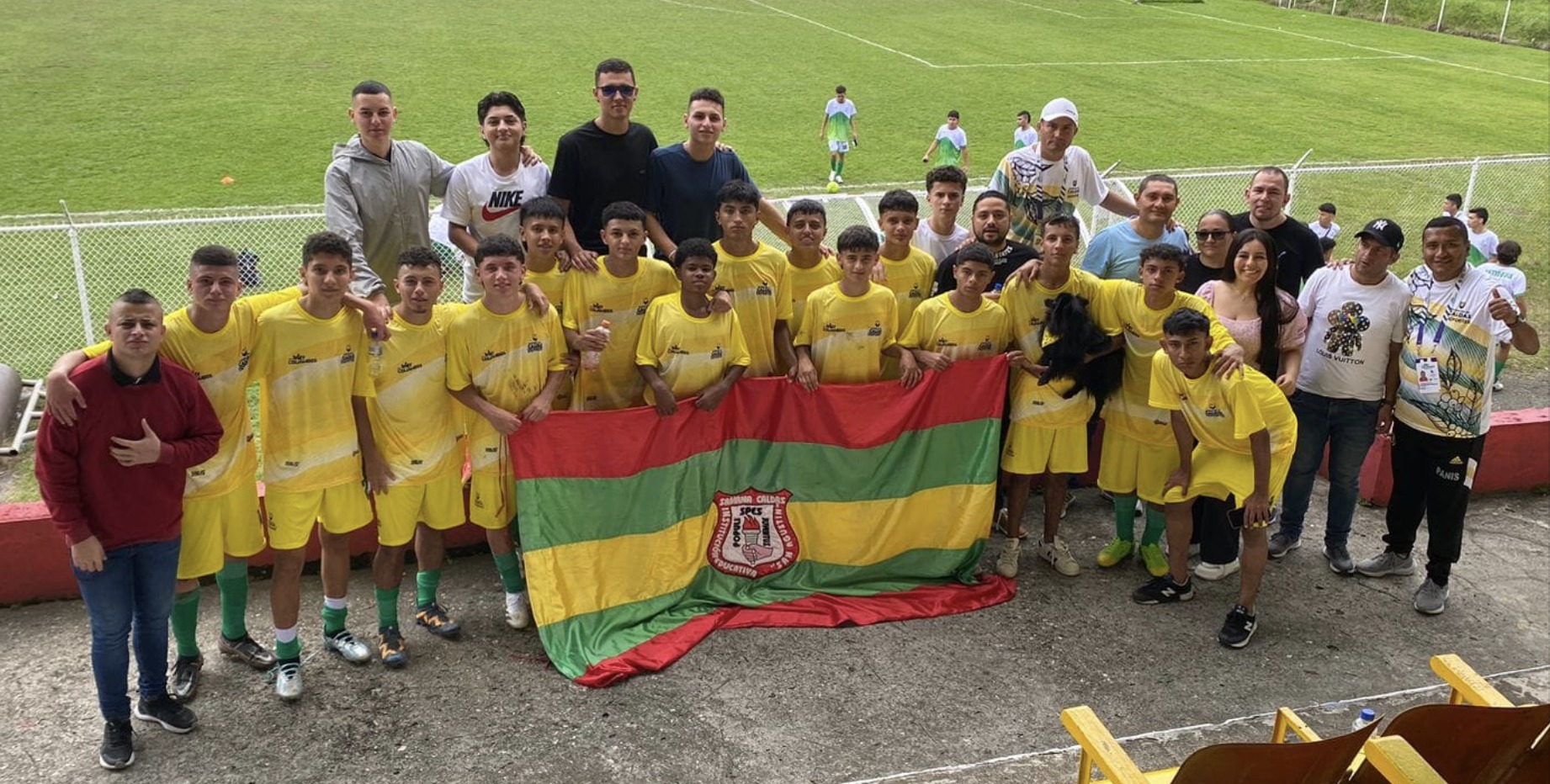 TRIUNFO DEL EQUIPO DE F�TBOL DEL INSTITUTO INTEGRADO SAN AGUST�N
