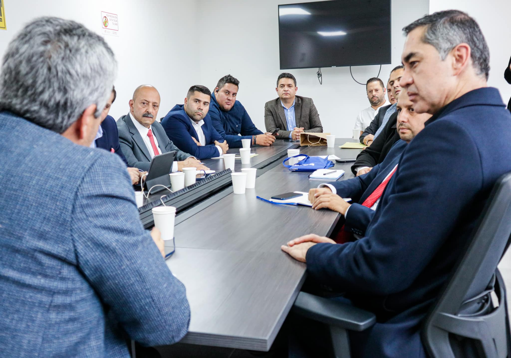 REUNI�N ESTRAT�GICA CON EL MINISTRO DE INTERIOR LUIS FERNANDO VELASCO 