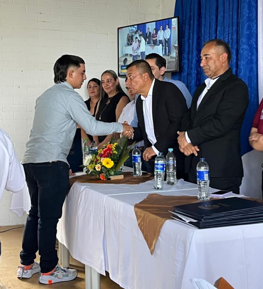 GRADUACI�N DE T�CNICOS EN MANEJO SILVICULTURAL.