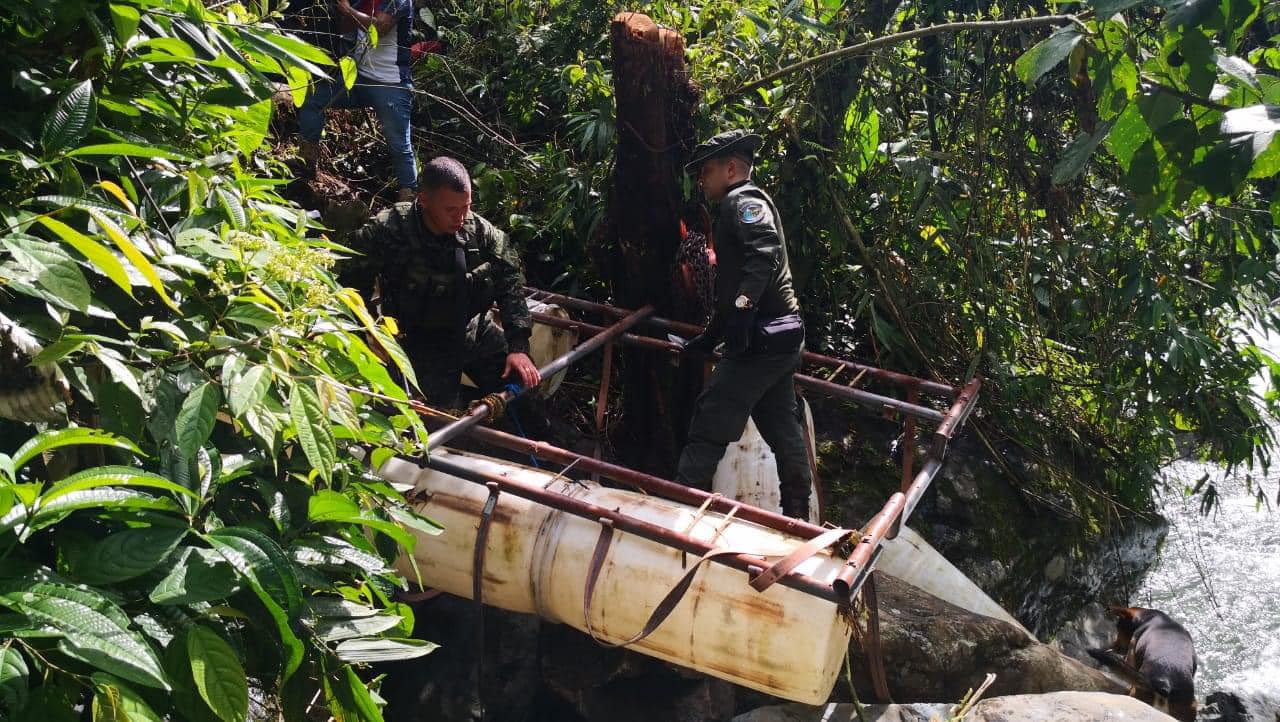 CONTIN�A EL TRABAJO ARTICULADO CONTRA EXPLOTACI�N IL�CITA DE YACIMIENTOS MINEROS EN CALDAS