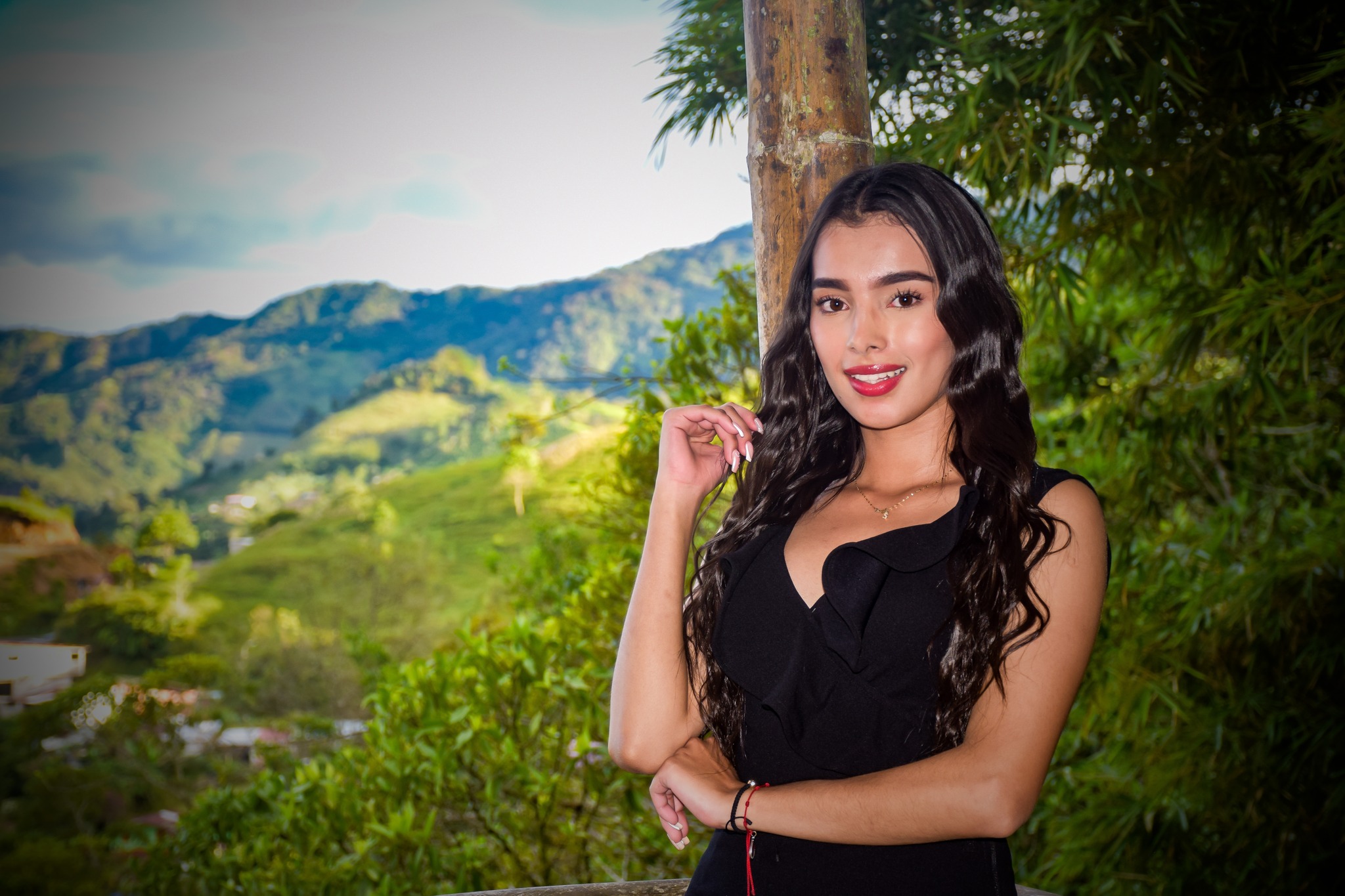  STEFANY HERN�NDEZ QUICENO DE FLORENCIA CANDIDATA AL REINADO AL 55 FESTIVAL DE LOS PALENQUES