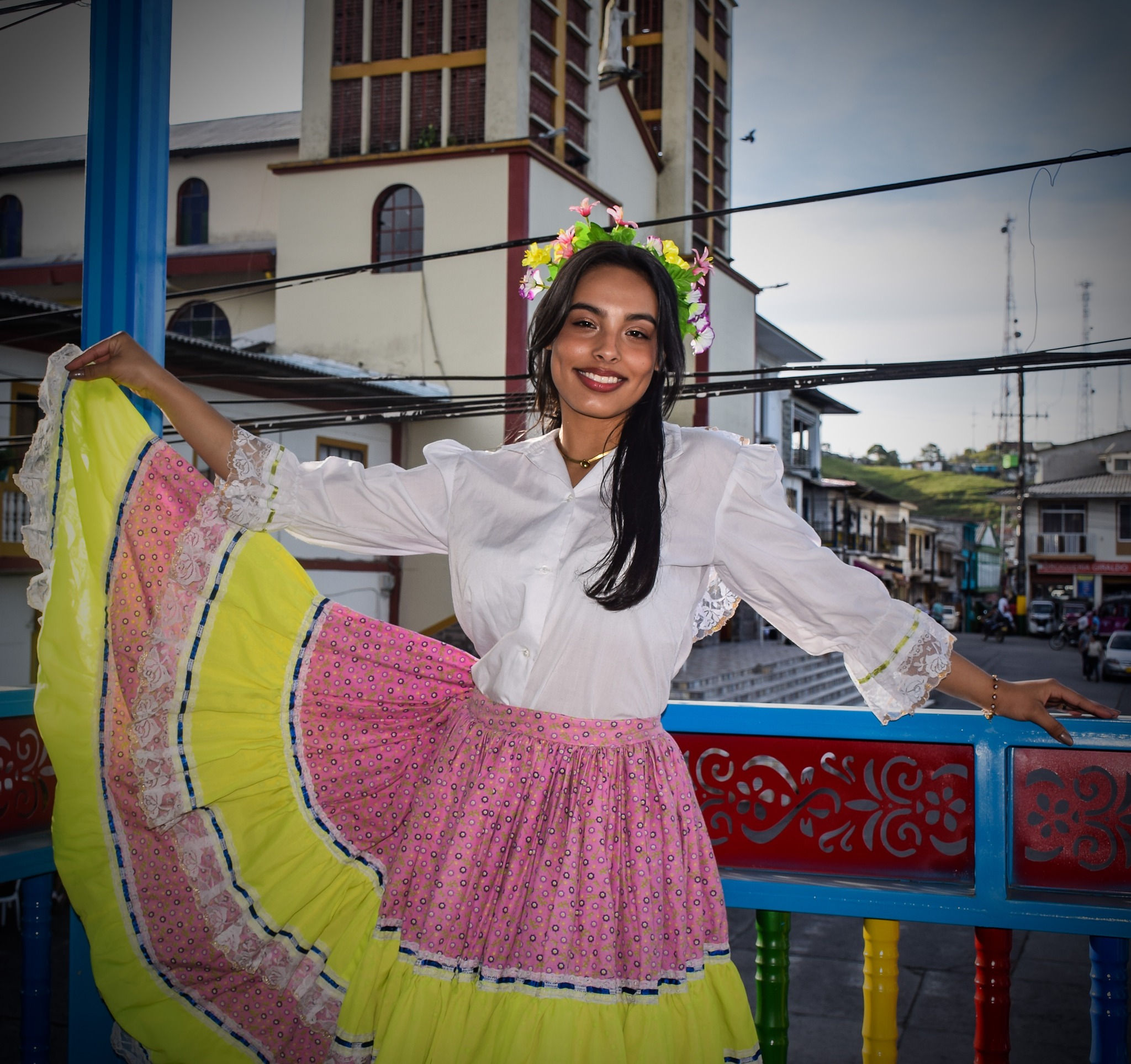 VALENTINA VALENCIA BEDOYA DE SAMAN� UBARNO CANDIDATA AL REINADO AL 55 FESTIVAL DE LOS PALENQUES