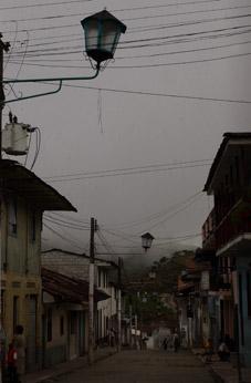 EN SAMAN� COMPLETARON CUATRO D�AS DE APAGONES 