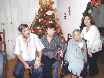 CARMEN CUMPLI� 102 A�OS DE VIDA