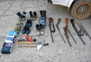 EJ�RCITO DESMANTELA CALETA CON ARMAMENTO EN VICTORIA, CALDAS