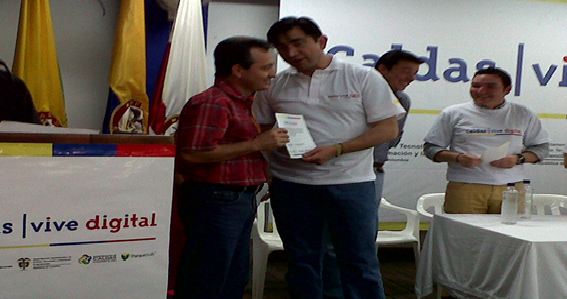 ENTREGA DE 4 AULAS VIRTUALES PARA SAMANA