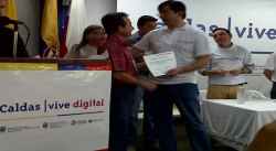 ENTREGA DE 4 AULAS VIRTUALES PARA SAMANA