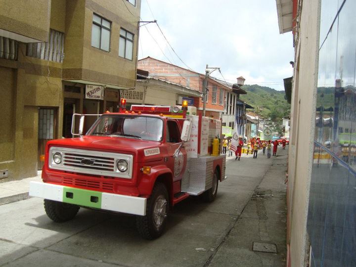 INCENDIO FORESTAL EN SAMAN�