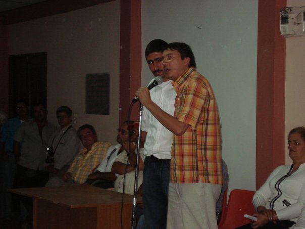 SAMAN� DOLORIDO DESPIDI� AL CANDIDATO DE LA U