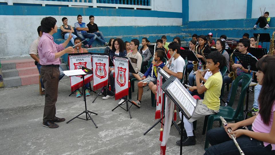 M�SICA VIVAZ