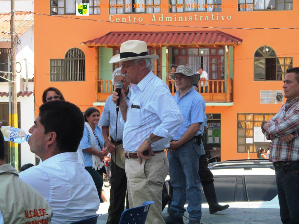 VISITA DEL SE�OR GOBERNADOR DEL DEPARTAMENTO DE CALDAS