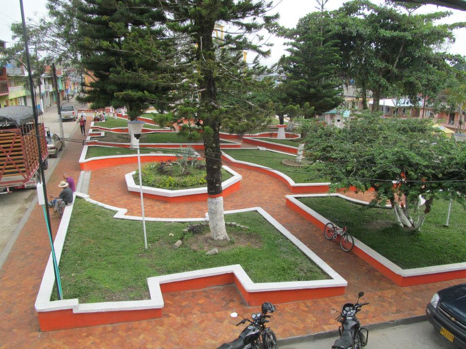 ENTREGA DE LA REMODELACI�N DEL PARQUE DE SAN DIEGO Y CORRARES GANADEROS
