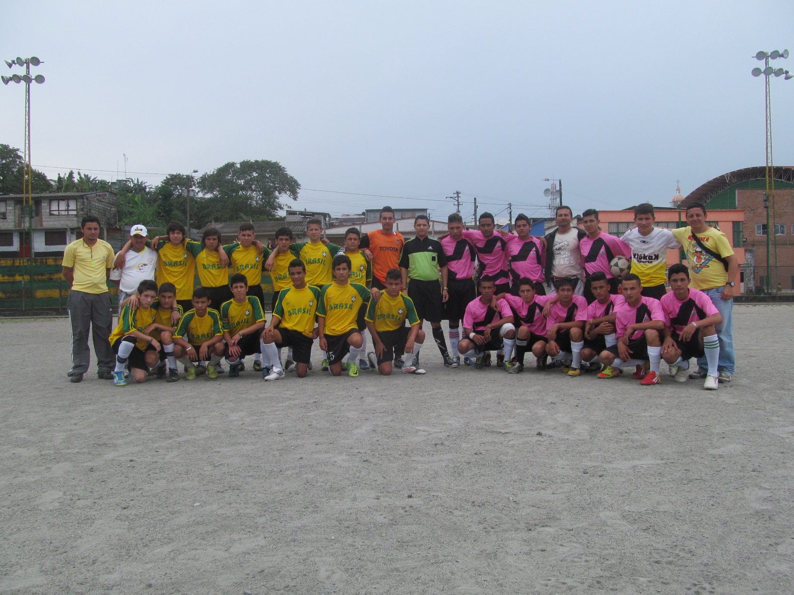 �XITO EL ENCUENTRO DEPORTIVO ENTRE SAMAN� - MANZANARES